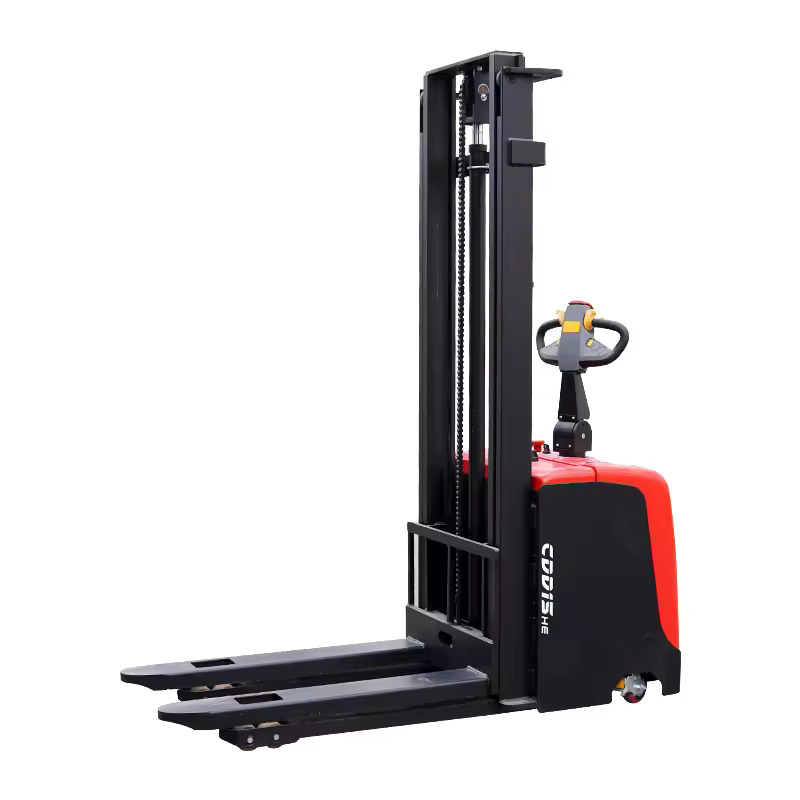 Electric Stacker ứng dụng trong nhiều lĩnh vực