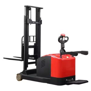 Tay lái có các nút bấm điều khiển xe linh hoạt