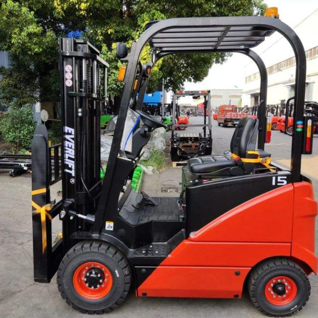 Cấu tạo xe nâng điện ngồi lái 2 tấn