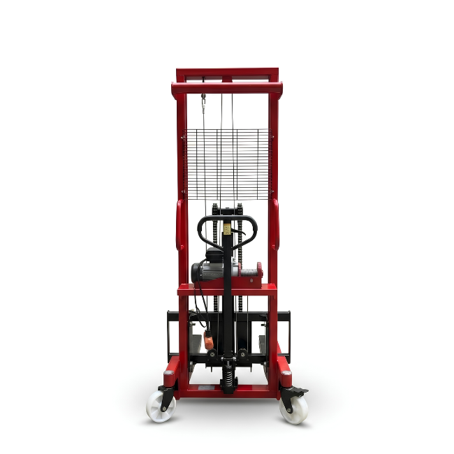 Xe nâng tời điện 2 tấn được ứng dụng trong nhiều lĩnh vực