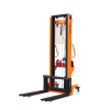 Xe nâng tay gắn tời giúp tiết kiệm chi phí vận hành thay vì sử dụng các phương pháp nâng hạ truyền thống